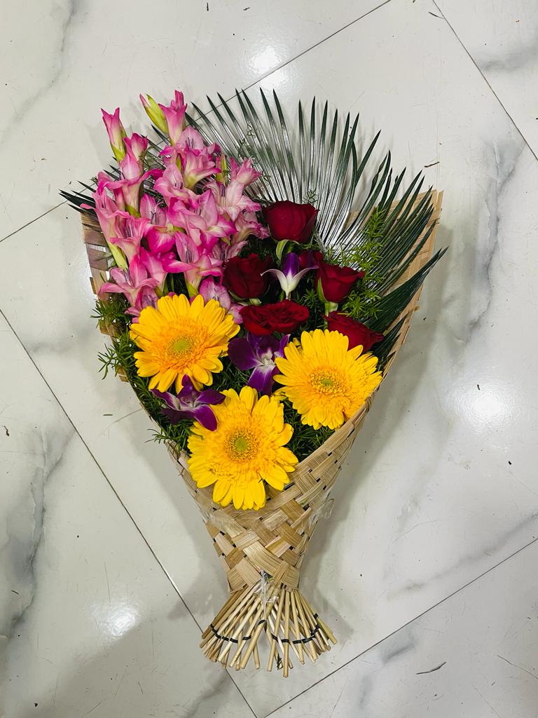 Mid chatai bouquet